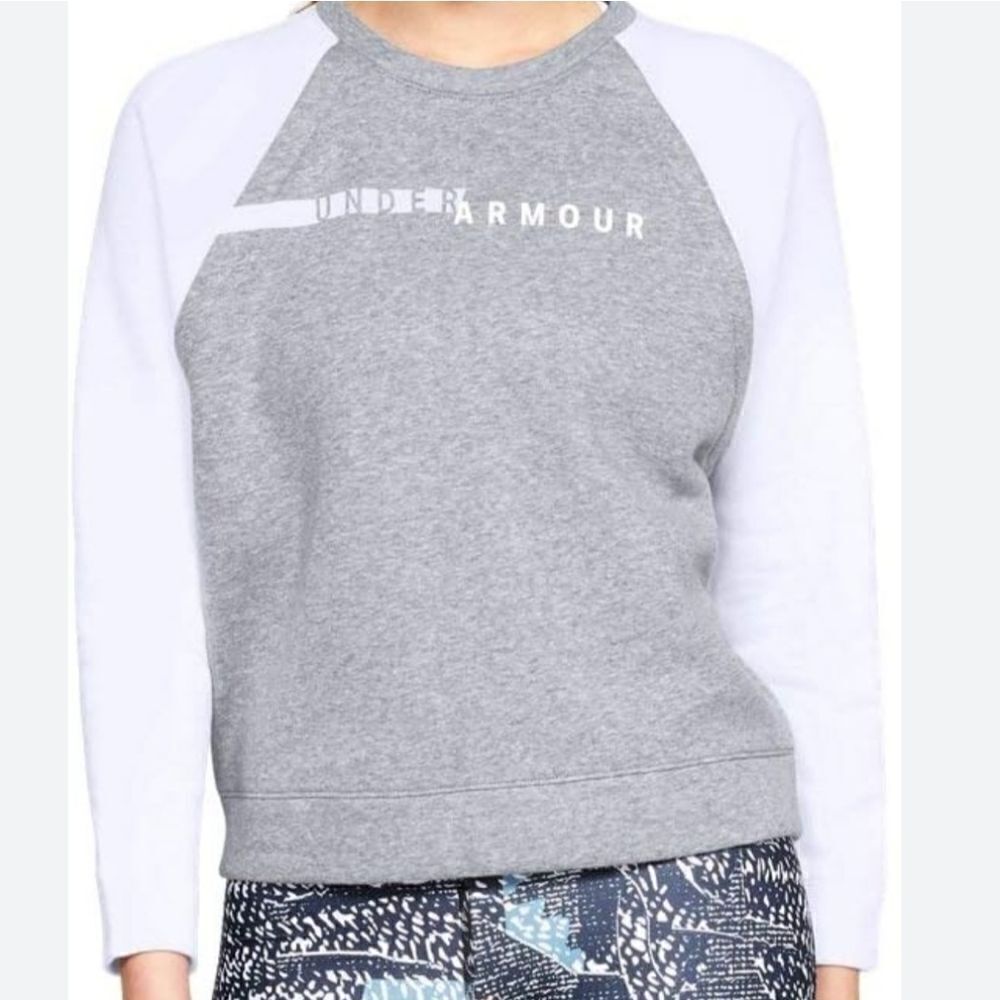 Women's Under Armor sweatshirt Large
